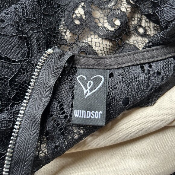 Windsor Black Lace Long Sleeve Bodysuit Large - Picture 6 of 8